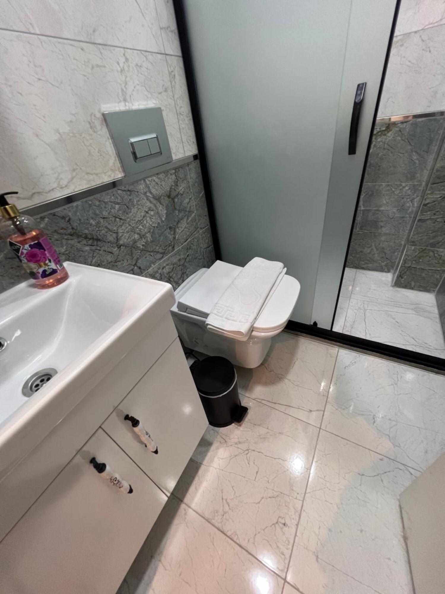 Feycem Suites Hotel Истанбул Екстериор снимка